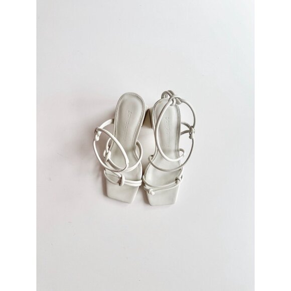 NWOB SONG OF STYLE Noelle White Leather Knotted Block Heel Sandals, Size 5.5 - Picture 2 of 14